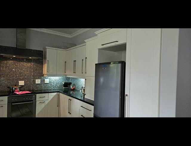 3 BEDROOM HOUSE FOR SALE IN MARGATE